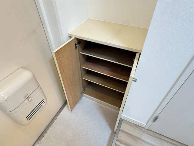 シューズボックス