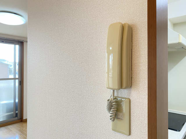 インターホン