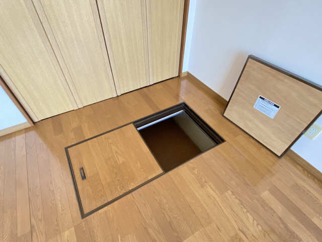 床下収納