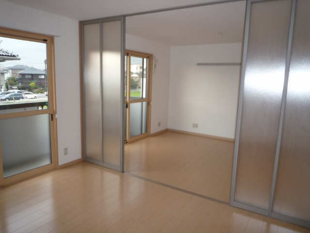 室内（同型モデル）