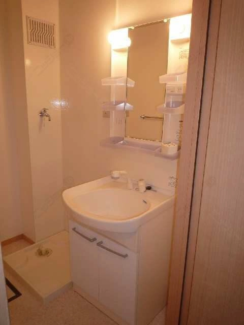 洗面（同型モデル）