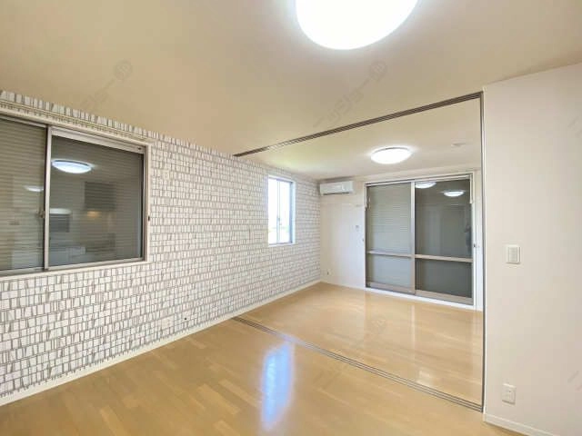 シャッター雨戸