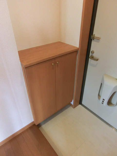 シューズボックス