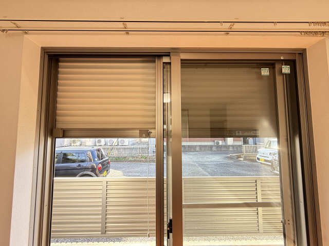 シャッター雨戸