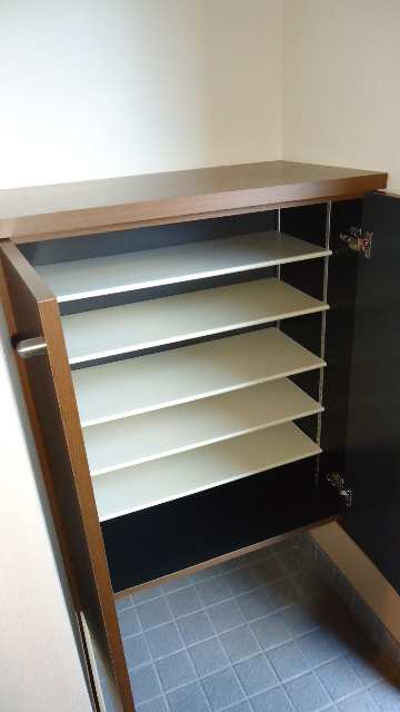 シューズボックス