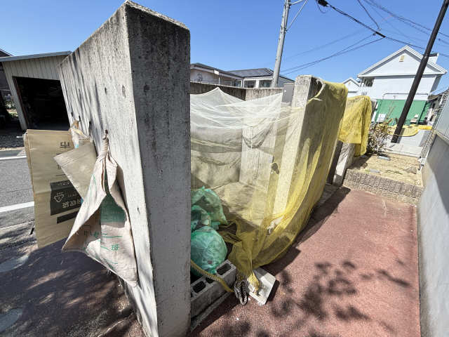 敷地内ゴミ置き場