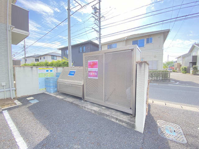 敷地内ゴミ置き場