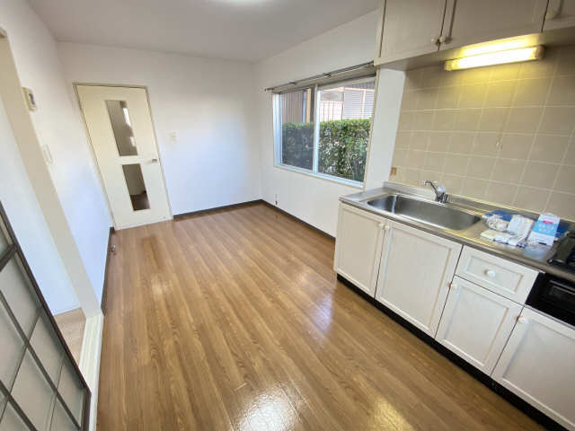 ダイニング（同型モデル）