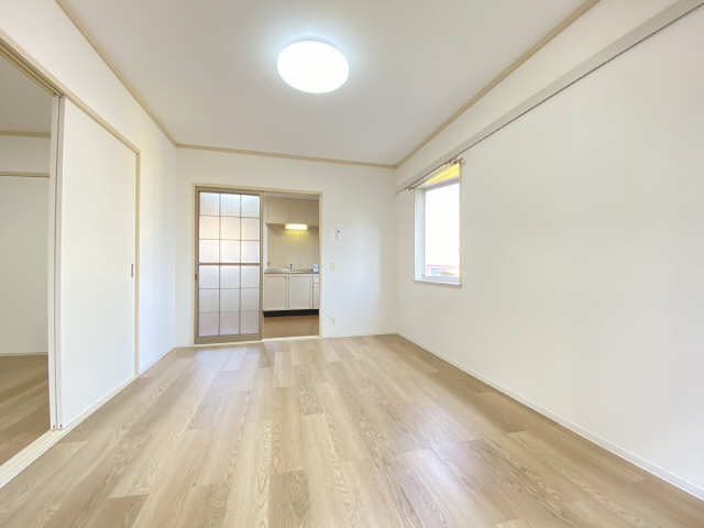 洋室（同型モデル）