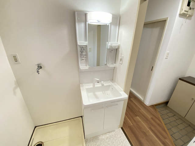 洗面（同型モデル）