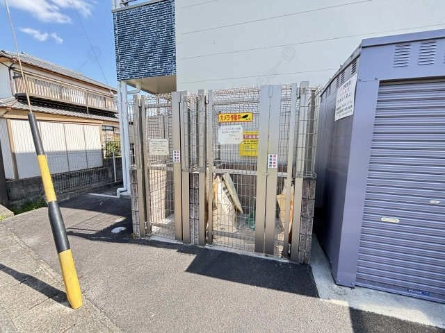 敷地内ゴミ置き場