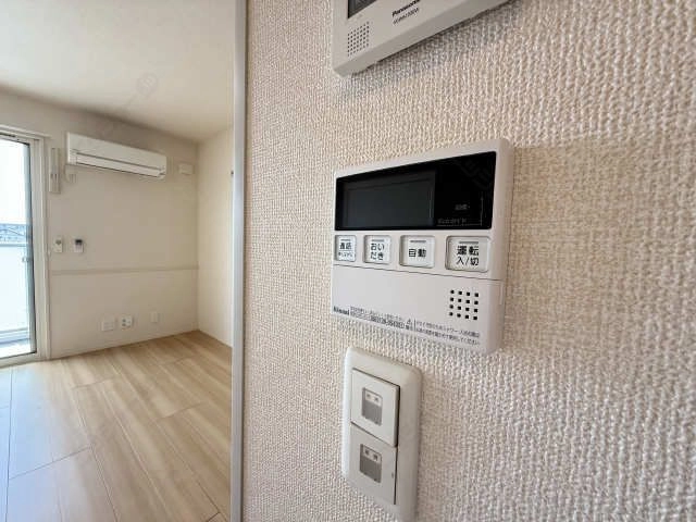 給湯リモコンパネル