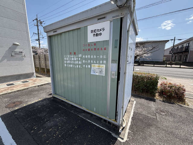 敷地内ゴミ置き場