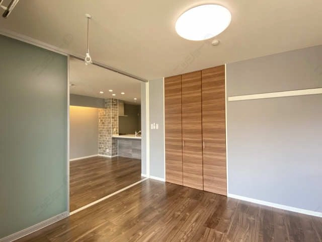 洋室（別角度）