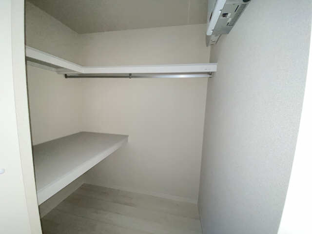 ウォークインクローゼット