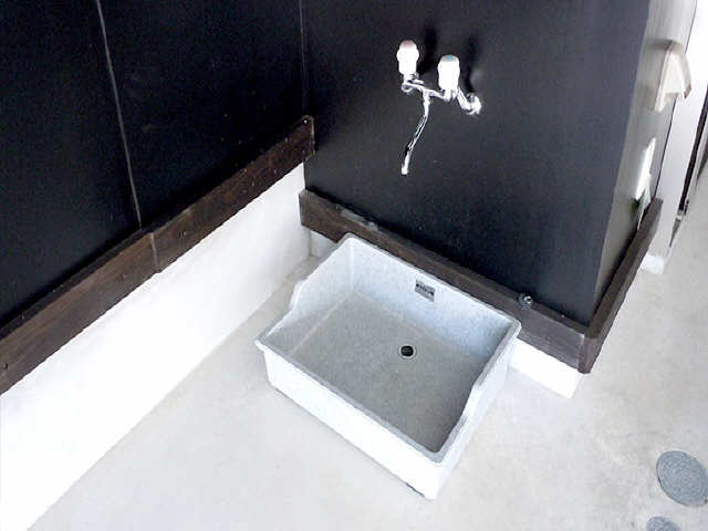 ガレージ内水栓