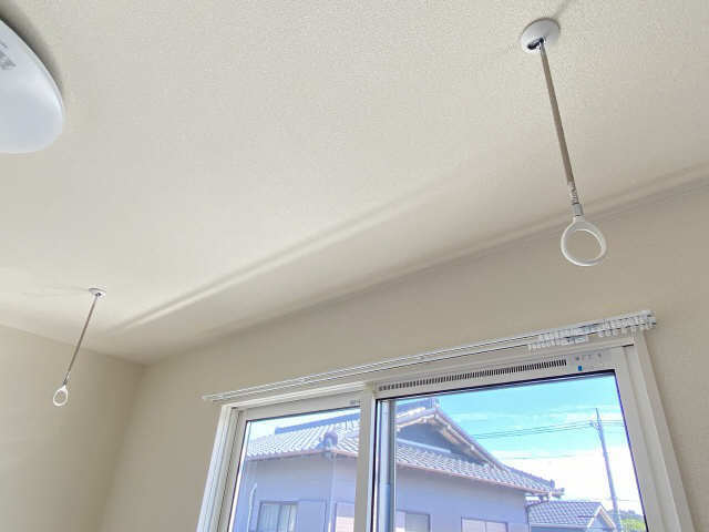 室内物干し（反転）