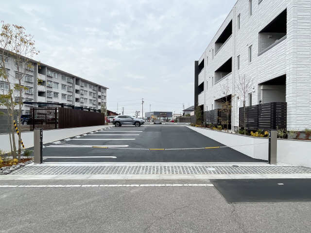 駐車場入り口