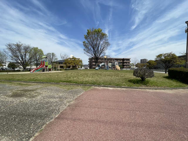 鳥居�公園