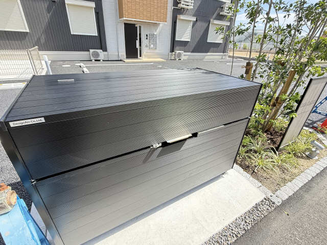 敷地内ゴミ置き場