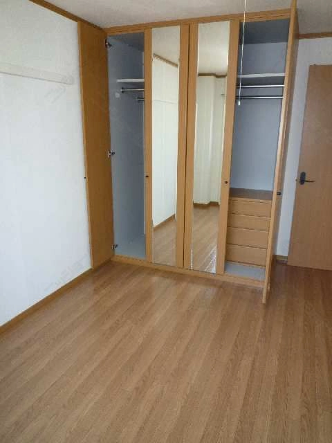 101北洋間収納
