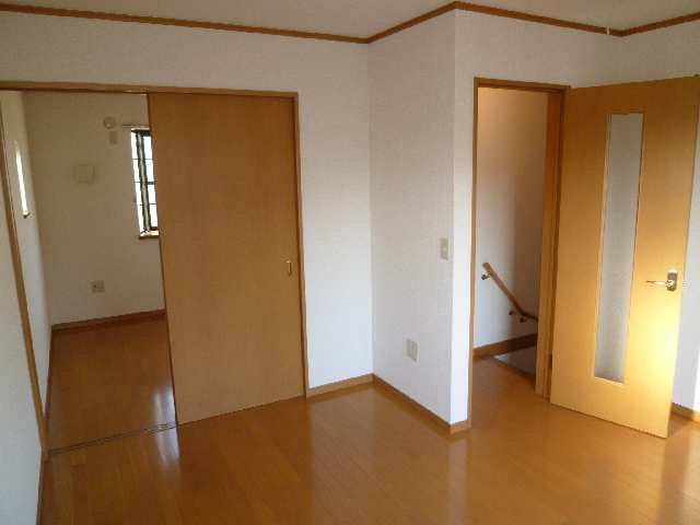 2F