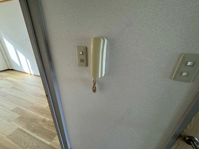 インターホン