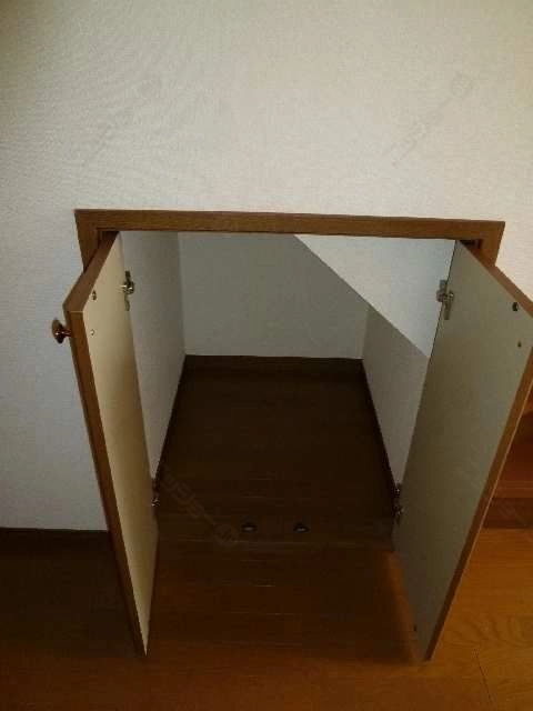 階段下収納