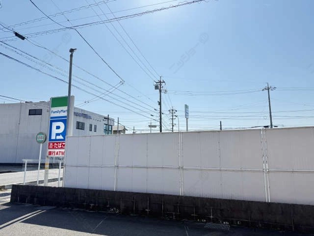 目の前コンビニ