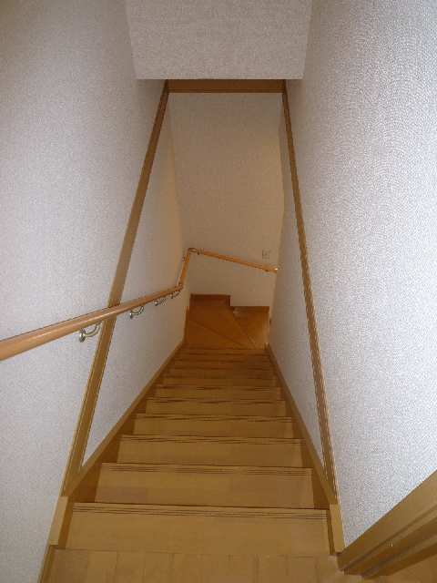2F室内