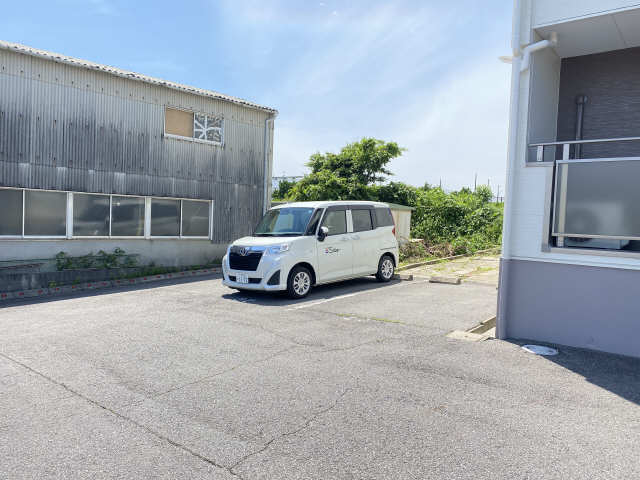 グリーンコートⅡ 2階 駐車場