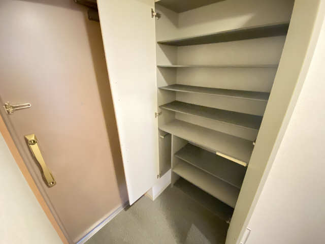 シューズBOX