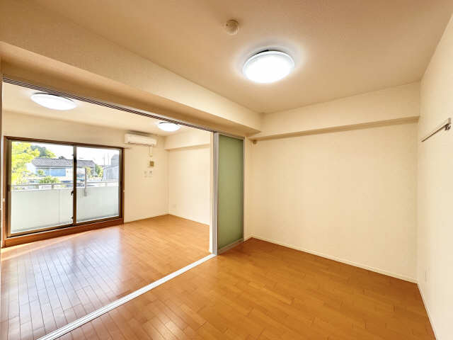 中部屋写真