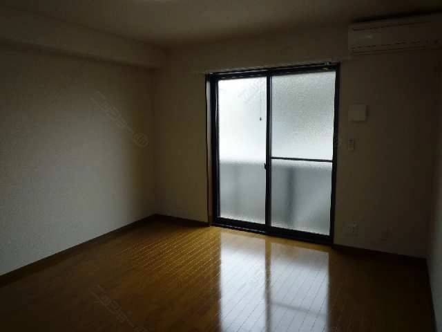 １階：内装