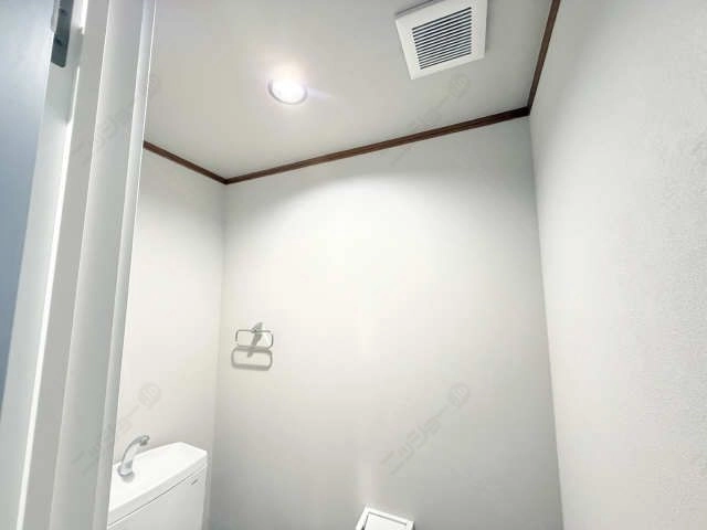   トイレ換気扇