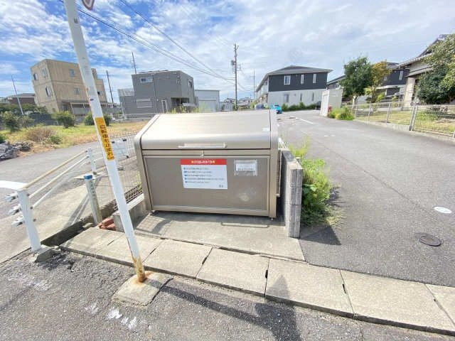 敷地内ゴミ置き場