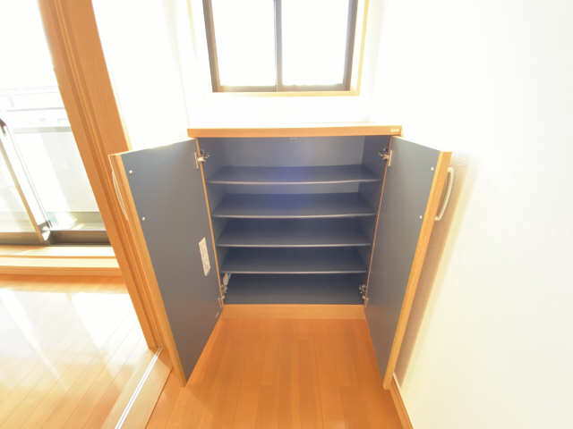 シューズBOX