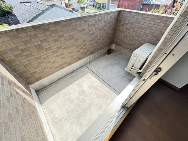 北側バルコニー