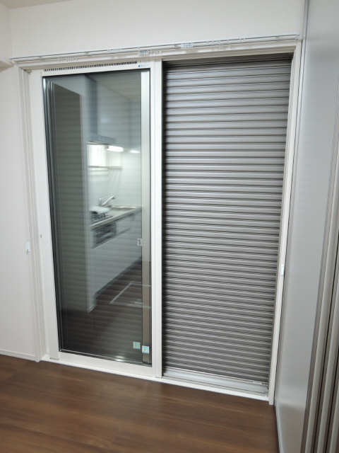 シャッター雨戸