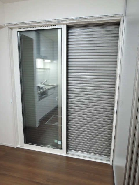 シャッター雨戸