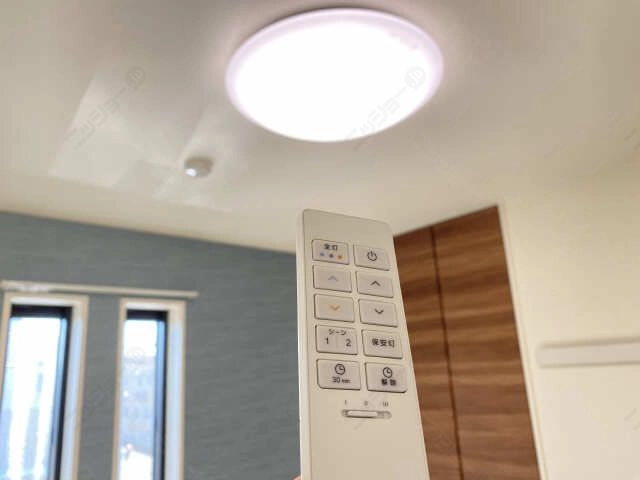 寝室調光調色式照明