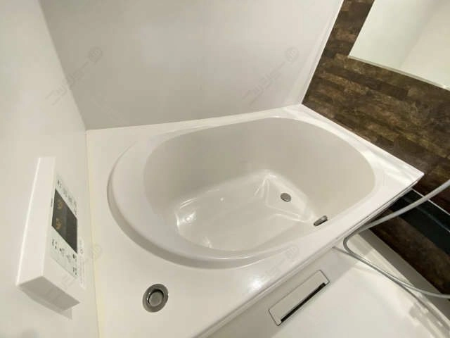 浴室プッシュ水栓