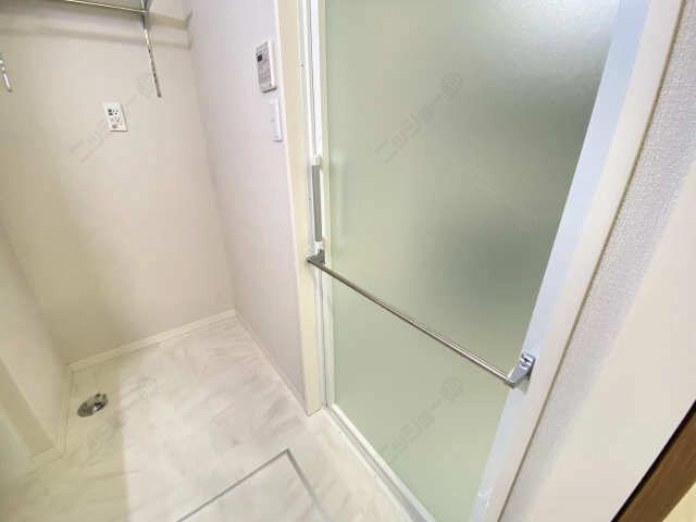 浴室扉ハンガーバー