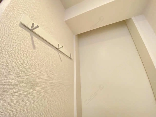 格納型フック