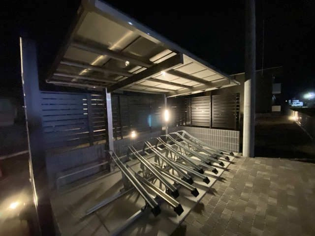 夜の駐輪場