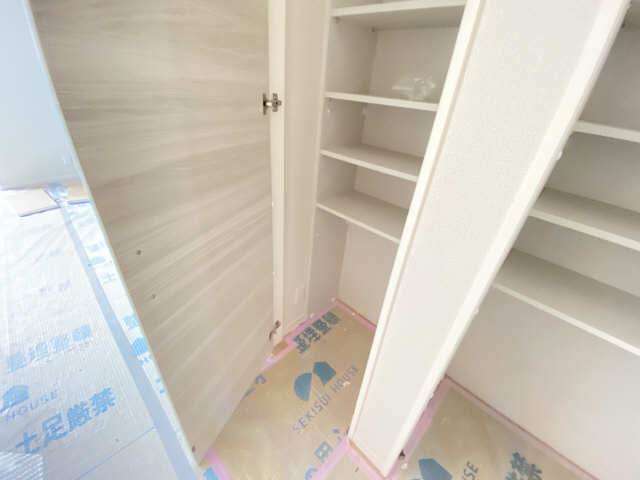 リビング収納コンセント