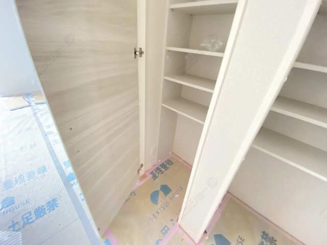 リビング収納コンセント