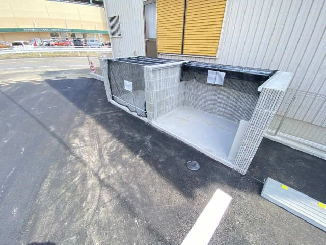 可燃不燃ゴミ置き場