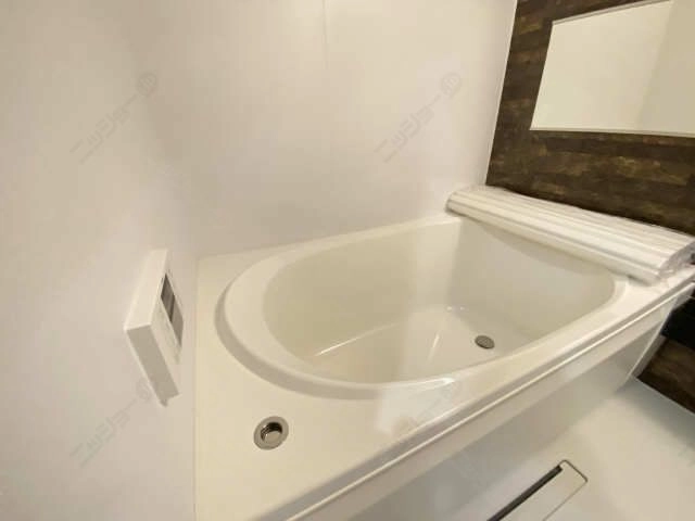 浴槽プッシュ水栓