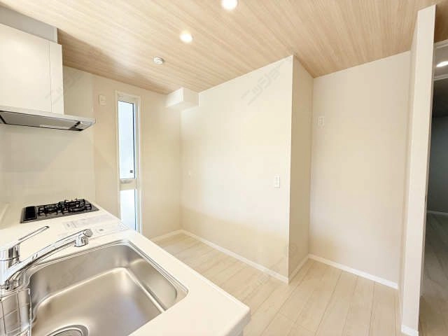 キッチン背面スペース